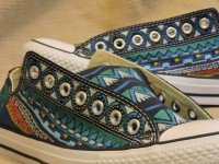 TENIS PINTADOS A MANO BOTA Y CHOCLO